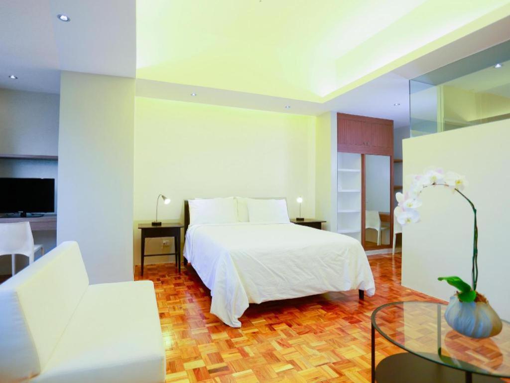 The Victor Hotel Makati City Kültér fotó